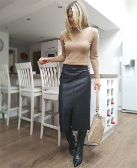 40plusstyle On Instagram Fashion Over 40 Fashion Leather Skirt