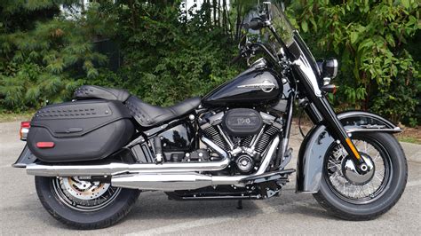 Second the kickstand is not as sure footed as i like (hard to know it is completely forward). New 2019 Harley-Davidson Heritage Classic 114 in Franklin ...