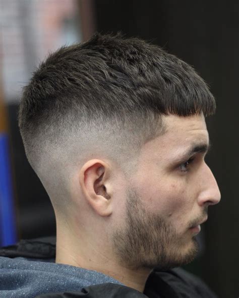 Gents hair cut style has always a new trend after a year's change in 2021 years there are 20 new amazing hair cut men styles you can follow over a 20 spiky hair cut for teenage boy. mens short hairstyles 2019 | Short hair for boys, Mens ...