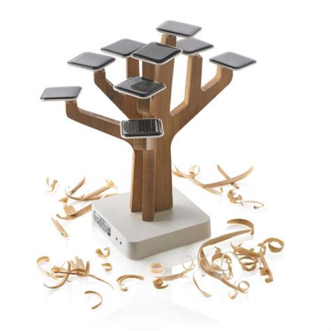 Suntree Solar Powered Tree Charger