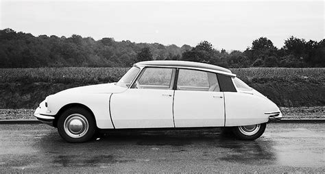 Citroën Ds 19 Prototype The Goddess Has Landed Classic Driver Magazine