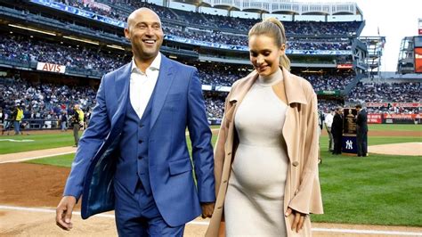 Derek Jeter Gave Up The Blueprint On How To Deal With Women Sports Hip Hop Piff The Coli