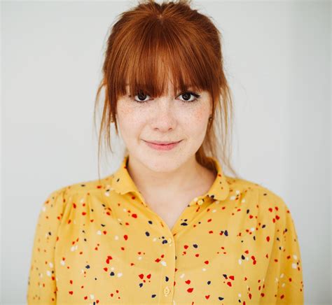 Blunt cut ponytail with bang. Blunt bangs: Styling tips and looks to try