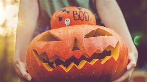 American Halloween Traditions Howstuffworks
