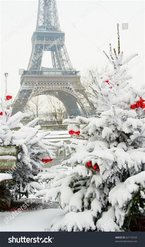 Rare Snowy Day Paris Eiffel Tower Stock Photo 62719729 Shutterstock