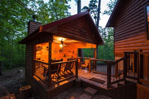 Broken bow cabin lodging offers some of the finest luxury beavers bend cabins for your enjoyment. Photo Gallery - Pocahontas Cabin | Cabin Rentals | Beavers ...