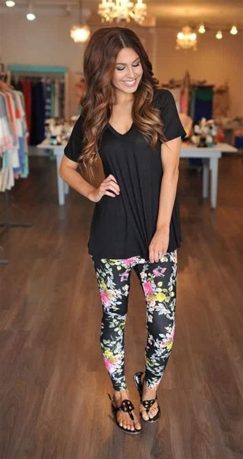 Outfits With Printed Tights Ideas How To Wear Patterned Leggings