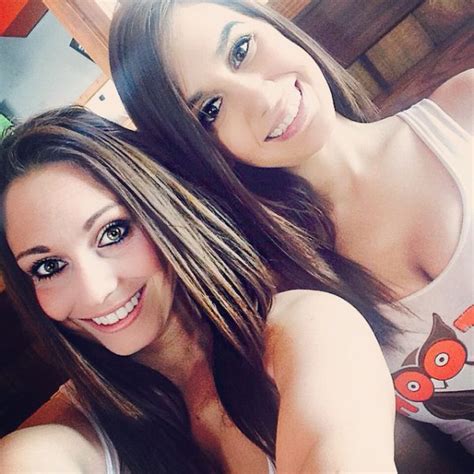 Hooters Have The Most Gorgeous Staff Of Anywhere Ever 44 Pics
