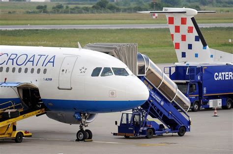 Book flights online and find airline tickets at reasonable prices for european flights. Croatia Airlines gets first €13.5 million injection