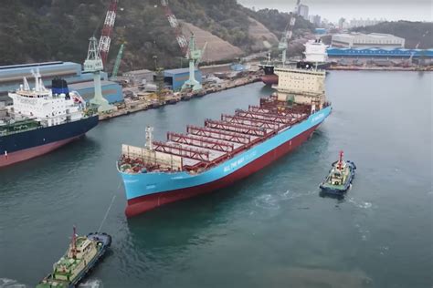 Video Maersks First Methanol Container Ship Hits The Water