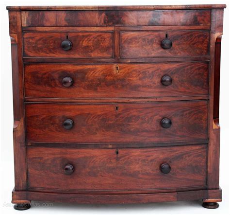 Regency Bow Front Mahogany Chest Of Drawers Antiques Atlas