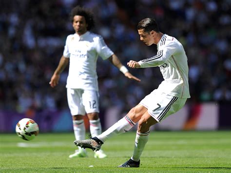Cristiano Ronaldo Scores First Free Kick In 31 Attempts And Almost A