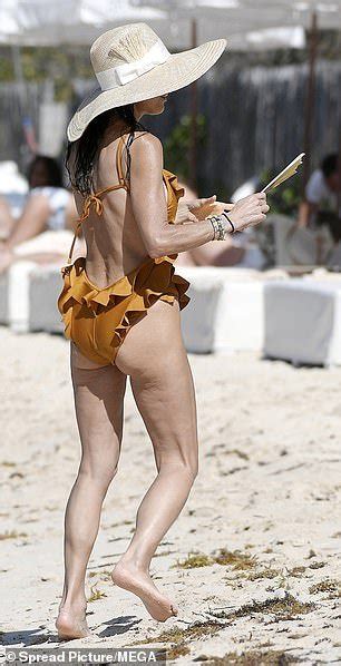 Bethenny Frankel Shows Off Her Svelte Physique In A Ruffled One Piece