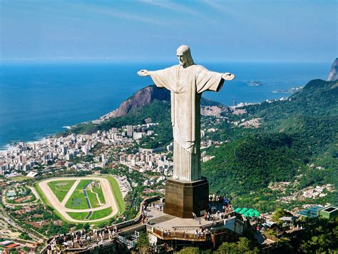 10 Fantastic Things You Have To Do In Rio De Janeiro Brazil Hand