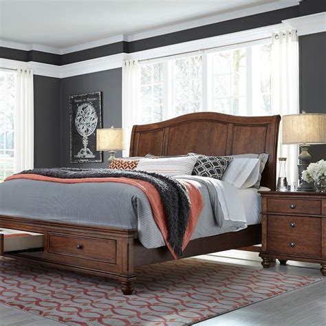Master bedroom windows must offer maximum comfort and energy efficiency all year round. Design Dilemma - Can I Put A Bed In Front Of A Window ...