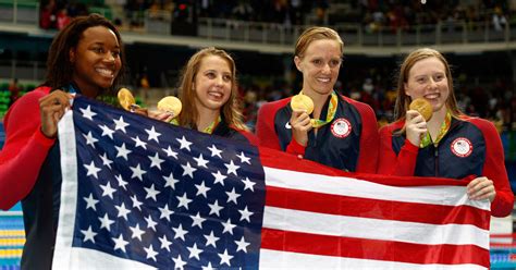 Stanford Cal Women Swimmers Bring Home 1000th Us Gold Medal Cbs San