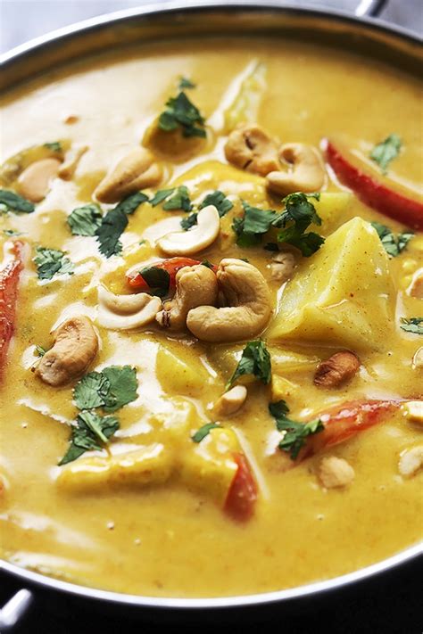 The curry paste is cooked together with a protein such as meat or fish, and vegetables with coconut milk to make for a mildly spicy curry that's usually served with rice. SLOW COOKER COCONUT CURRY CASHEW CHICKEN - Recipes 2 Day