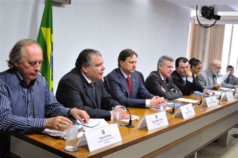 No Senado Ex Ministros Criticam Mudanças No Código Florestal Rede Brasil Atual