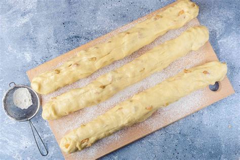 21 ideas for polish christmas bread.transform your holiday dessert spread out into a fantasyland. Polish Chalka Is the Holiday Bread Every Celebration Needs | Recipe in 2020 | Holiday bread ...