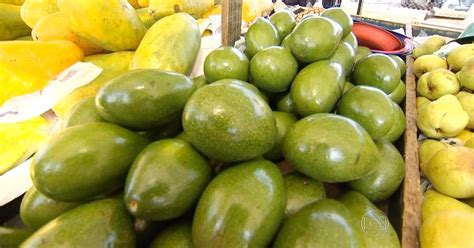 Bom Dia Brasil Preço das frutas e verduras sobe em média 15 desde