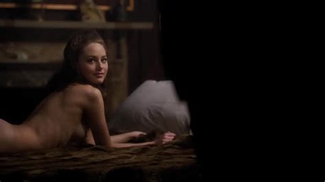 Alexandra Light Desnuda En American Playboy Hugh Hefner Story Nudede