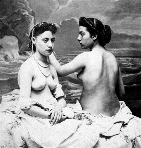 Photographia Erotica Historica Monovisions Black White