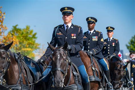 The 3d Us Infantry Regiment The Old Guard Caisson Nara And Dvids