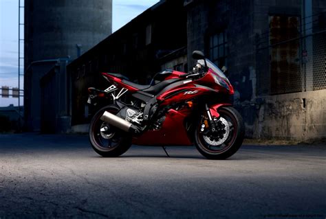 Yamaha R6 With Girl Walpapers Hd High Definitions Wallpapers
