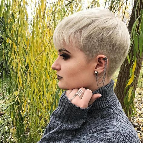 Listen, we understand that a pixie cut can seem like a terrifying style to try, but we feel the need to remind you that not only will you automatically look like a badass baller, but you'll also be in. 35 Trendy Short Pixie Haircuts for Different Face Shapes