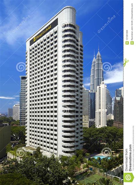 * los precios los proporcionan nuestros socios y en ellos se refleja la tarifa por habitación y noche, incluidos todos los impuestos y. Shangri-La Hotel Kuala Lumpur Editorial Stock Image ...