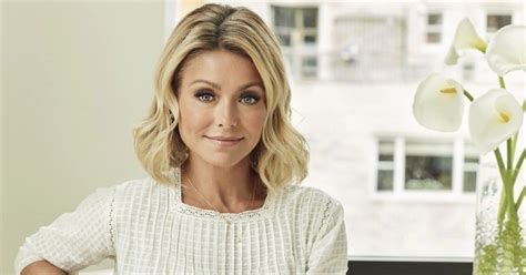 Glamour Covers Kelly Ripa S Career And Instagram Shows Her Mad Love
