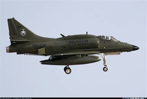 Mcdonnell Douglas A 4n Skyhawk Ii Draken International Aviation