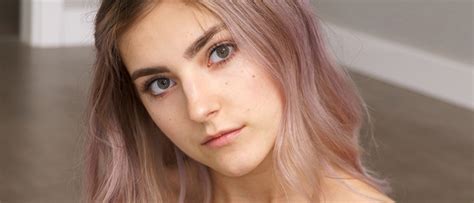 Eva Elfie — биография модели и актрисы 18 фото в Instagram сколько