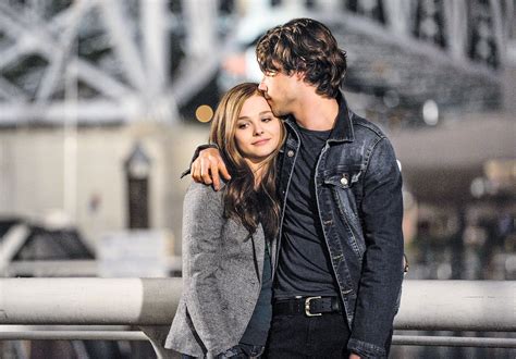 Movie Review Darkness Overshadows If I Stay If I Stay Movie If I Stay Chloe Grace Moretz