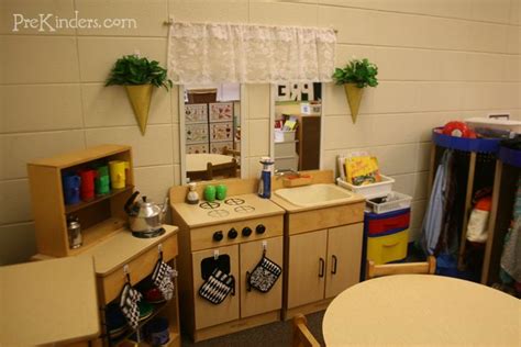 What A Cute Housekeeping Center I Wish I Wasnt Such A Broke Teacher