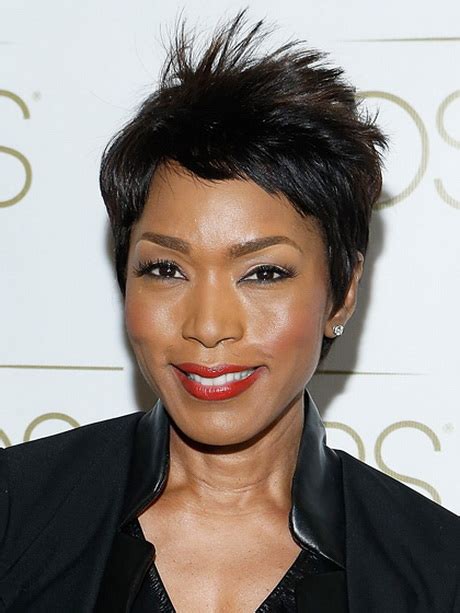 From the corporate office to parties, tours, travels, social gatherings, vacations, and outings, you will look great with short hairstyles. Short black hairstyles for women over 50