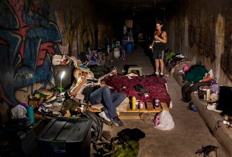 Las Vegas Says County Other Cities Sending Homeless To Courtyard Las
