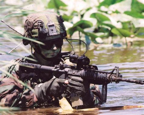 Z's favorites leathernecks of the 26th marine regiment special landing force, wade through vietnamese streams in search of the enemy during operation valiant hunt. ¡100 Fondos de Pantalla de Soldados! Impactantes | Fondos ...