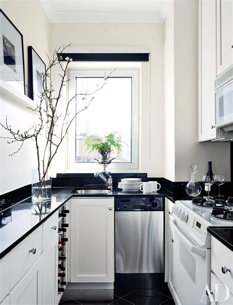 9 Beautiful Black And White Kitchens From The Ad Archives Photos
