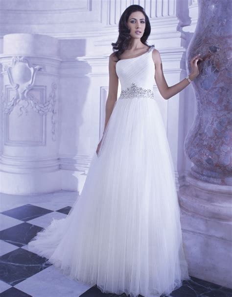 Do you want two wedding dress looks. The Best Gowns from The Most In-Demand Wedding Dress ...