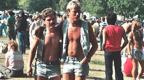 Photos From Chicagos Pride Parade In 1985