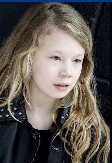 13 sets 1244 normal quality pictures. Lacara Child Model Agency- Grace Overton - Lacara