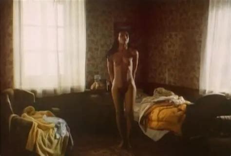 Nude Video Celebs Marie Gaydu Nude La Femme De Rose Hill 1989