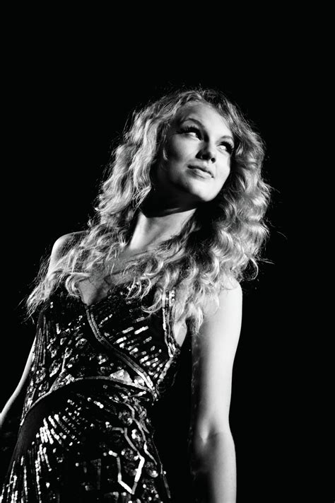 Fearless Tour 2009 Promotional Photos Taylor Swift Photo 22397162