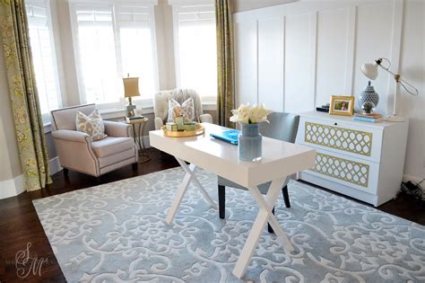 Satisfaction guaranteed · quick ordering process White and Gold Offices: An Elegant and Inspirational Workspace
