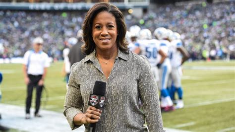 Espns Lisa Salters To Give College Of Comm Commencement Address