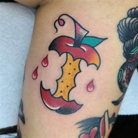 11 Bad Apple Tattoo Ideas Youll Have To See To Believe Alexie
