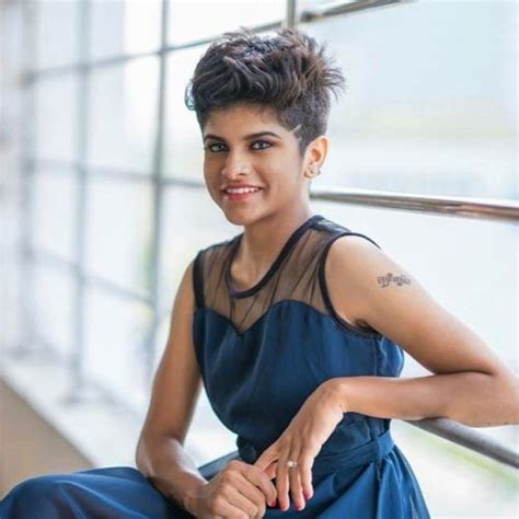 Our princess is the hairstylist in our video tutorial find latest most popular hair styles for african american ladies! Boy Cut Hairstyle For Indian Ladies - Men Haircuts