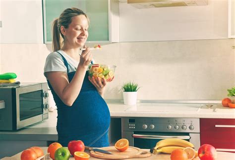 14 Foods To Eat During Pregnancy To Make Your Baby Smart And Intelligent