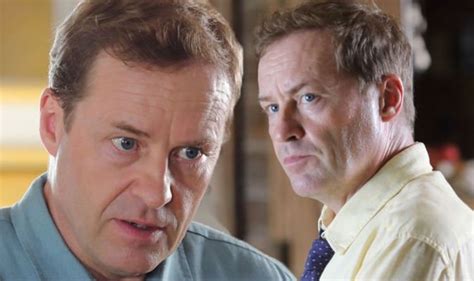 Death In Paradise Spoilers Ardal O’hanlon Character Jack Mooney To Exit After Teaser Clue Tv
